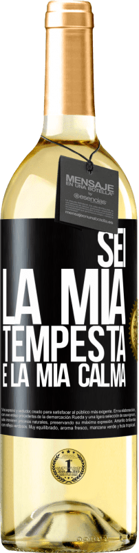 29,95 € Spedizione Gratuita | Vino bianco Edizione WHITE Sei la mia tempesta e la mia calma Etichetta Nera. Etichetta personalizzabile Vino giovane Raccogliere 2024 Verdejo