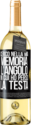 29,95 € Spedizione Gratuita | Vino bianco Edizione WHITE Cerco nella mia memoria l'angolo in cui ho perso la testa Etichetta Nera. Etichetta personalizzabile Vino giovane Raccogliere 2024 Verdejo