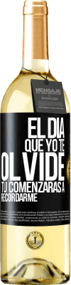 29,95 € Envío gratis | Vino Blanco Edición WHITE El día que yo te olvide, tú comenzarás a recordarme Etiqueta Negra. Etiqueta personalizable Vino joven Cosecha 2024 Verdejo