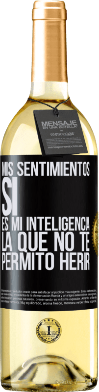 29,95 € Envío gratis | Vino Blanco Edición WHITE Mis sentimientos, sí. Es mi inteligencia la que no te permito herir Etiqueta Negra. Etiqueta personalizable Vino joven Cosecha 2024 Verdejo