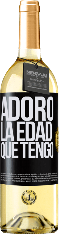 29,95 € Envío gratis | Vino Blanco Edición WHITE Adoro la edad que tengo Etiqueta Negra. Etiqueta personalizable Vino joven Cosecha 2024 Verdejo