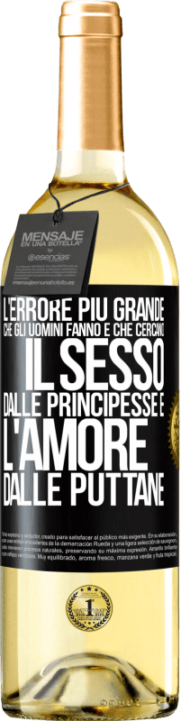 29,95 € Spedizione Gratuita | Vino bianco Edizione WHITE L'errore più grande che gli uomini fanno è che cercano il sesso dalle principesse e l'amore dalle puttane Etichetta Nera. Etichetta personalizzabile Vino giovane Raccogliere 2023 Verdejo