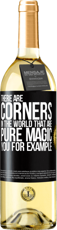 29,95 € Free Shipping | White Wine WHITE Edition There are corners in the world that are pure magic. You for example Black Label. Customizable label Young wine Harvest 2024 Verdejo