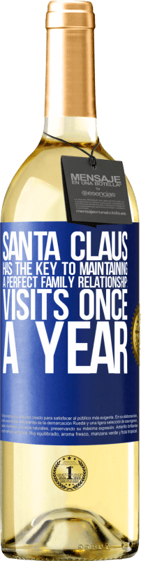 29,95 € Бесплатная доставка | Белое вино Издание WHITE У Деда Мороза есть ключ к поддержанию идеальных семейных отношений: посещение один раз в год Синяя метка. Настраиваемая этикетка Молодое вино Урожай 2023 Verdejo