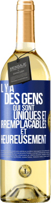 29,95 € Envoi gratuit | Vin blanc Édition WHITE Il y a des gens qui sont uniques et irremplaçables. Et heureusement Étiquette Bleue. Étiquette personnalisable Vin jeune Récolte 2023 Verdejo