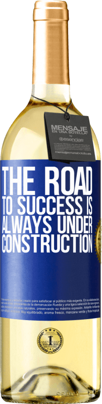 29,95 € Free Shipping | White Wine WHITE Edition The road to success is always under construction Blue Label. Customizable label Young wine Harvest 2024 Verdejo