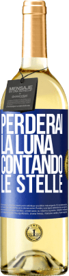 29,95 € Spedizione Gratuita | Vino bianco Edizione WHITE Perderai la luna contando le stelle Etichetta Blu. Etichetta personalizzabile Vino giovane Raccogliere 2023 Verdejo