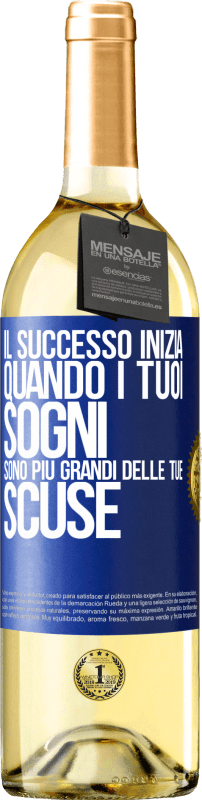 29,95 € Spedizione Gratuita | Vino bianco Edizione WHITE Il successo inizia quando i tuoi sogni sono più grandi delle tue scuse Etichetta Blu. Etichetta personalizzabile Vino giovane Raccogliere 2024 Verdejo