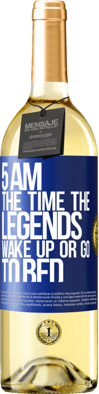 29,95 € Free Shipping | White Wine WHITE Edition 5 AM. The time the legends wake up or go to bed Blue Label. Customizable label Young wine Harvest 2024 Verdejo