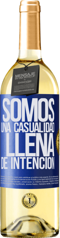 29,95 € Envío gratis | Vino Blanco Edición WHITE Somos una casualidad llena de intención Etiqueta Azul. Etiqueta personalizable Vino joven Cosecha 2024 Verdejo