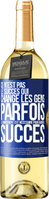 29,95 € Envoi gratuit | Vin blanc Édition WHITE Ce n'est pas le succès qui change les gens. Parfois le changement est nécessaire pour avoir du succès Étiquette Bleue. Étiquette personnalisable Vin jeune Récolte 2024 Verdejo