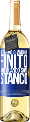 29,95 € Spedizione Gratuita | Vino bianco Edizione WHITE Mi fermo quando ho finito, non quando sono stanco Etichetta Blu. Etichetta personalizzabile Vino giovane Raccogliere 2024 Verdejo