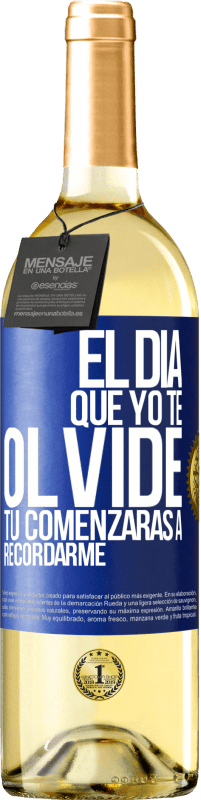 29,95 € Envío gratis | Vino Blanco Edición WHITE El día que yo te olvide, tú comenzarás a recordarme Etiqueta Azul. Etiqueta personalizable Vino joven Cosecha 2024 Verdejo