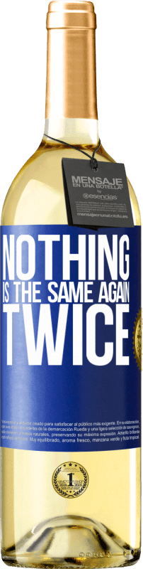 29,95 € Бесплатная доставка | Белое вино Издание WHITE Ничто не повторяется дважды Синяя метка. Настраиваемая этикетка Молодое вино Урожай 2023 Verdejo