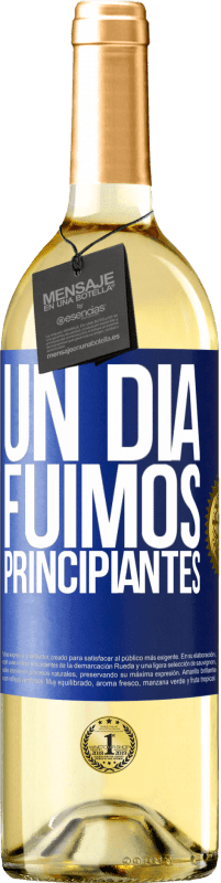 29,95 € Envío gratis | Vino Blanco Edición WHITE Un día fuimos principiantes Etiqueta Azul. Etiqueta personalizable Vino joven Cosecha 2023 Verdejo