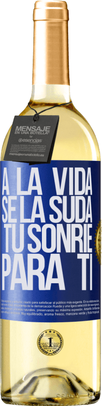29,95 € Envío gratis | Vino Blanco Edición WHITE A la vida se la suda, tú sonríe para ti Etiqueta Azul. Etiqueta personalizable Vino joven Cosecha 2023 Verdejo
