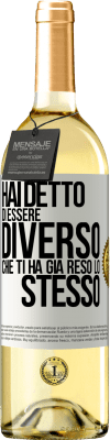 29,95 € Spedizione Gratuita | Vino bianco Edizione WHITE Hai detto di essere diverso, che ti ha già reso lo stesso Etichetta Bianca. Etichetta personalizzabile Vino giovane Raccogliere 2023 Verdejo