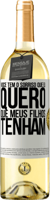 29,95 € Envio grátis | Vinho branco Edição WHITE Você tem o sorriso que eu quero que meus filhos tenham Etiqueta Branca. Etiqueta personalizável Vinho jovem Colheita 2023 Verdejo