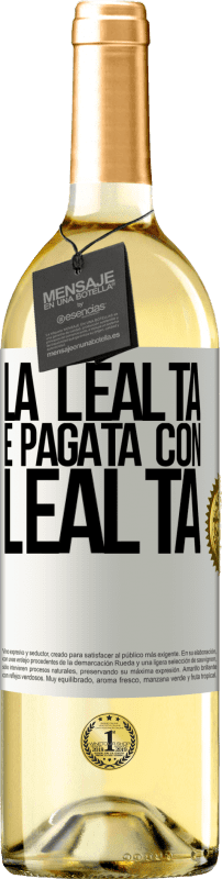 29,95 € Spedizione Gratuita | Vino bianco Edizione WHITE La lealtà è pagata con lealtà Etichetta Bianca. Etichetta personalizzabile Vino giovane Raccogliere 2024 Verdejo