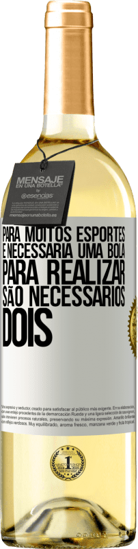 29,95 € Envio grátis | Vinho branco Edição WHITE Para muitos esportes, é necessária uma bola. Para realizar, são necessários dois Etiqueta Branca. Etiqueta personalizável Vinho jovem Colheita 2025 Verdejo