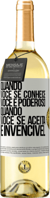 29,95 € Envio grátis | Vinho branco Edição WHITE Quando você se conhece, você é poderoso. Quando você se aceita, é invencível Etiqueta Branca. Etiqueta personalizável Vinho jovem Colheita 2025 Verdejo