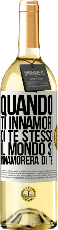 29,95 € Spedizione Gratuita | Vino bianco Edizione WHITE Quando ti innamori di te stesso, il mondo si innamorerà di te Etichetta Bianca. Etichetta personalizzabile Vino giovane Raccogliere 2024 Verdejo