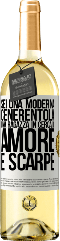 29,95 € Spedizione Gratuita | Vino bianco Edizione WHITE Sei una moderna Cenerentola, una ragazza in cerca di amore e scarpe Etichetta Bianca. Etichetta personalizzabile Vino giovane Raccogliere 2024 Verdejo