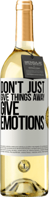29,95 € Free Shipping | White Wine WHITE Edition Don't just give things away, give emotions White Label. Customizable label Young wine Harvest 2025 Verdejo