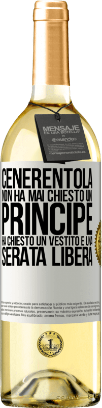 29,95 € Spedizione Gratuita | Vino bianco Edizione WHITE Cenerentola non ha mai chiesto un principe. Ha chiesto un vestito e una serata libera Etichetta Bianca. Etichetta personalizzabile Vino giovane Raccogliere 2024 Verdejo