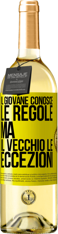 29,95 € Spedizione Gratuita | Vino bianco Edizione WHITE Il giovane conosce le regole, ma il vecchio le eccezioni Etichetta Gialla. Etichetta personalizzabile Vino giovane Raccogliere 2024 Verdejo