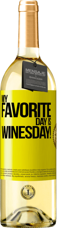 29,95 € 送料無料 | 白ワイン WHITEエディション My favorite day is winesday! 黄色のラベル. カスタマイズ可能なラベル 若いワイン 収穫 2025 Verdejo