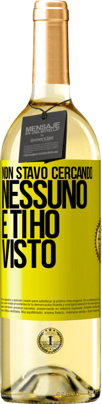 29,95 € Spedizione Gratuita | Vino bianco Edizione WHITE Non stavo cercando nessuno e ti ho visto Etichetta Gialla. Etichetta personalizzabile Vino giovane Raccogliere 2024 Verdejo