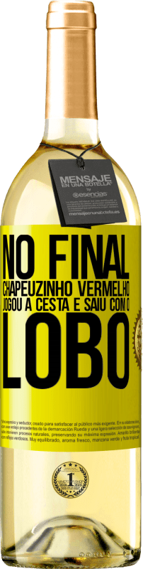 29,95 € Envio grátis | Vinho branco Edição WHITE No final, Chapeuzinho Vermelho jogou a cesta e saiu com o lobo Etiqueta Amarela. Etiqueta personalizável Vinho jovem Colheita 2025 Verdejo