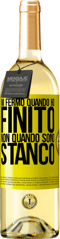 29,95 € Spedizione Gratuita | Vino bianco Edizione WHITE Mi fermo quando ho finito, non quando sono stanco Etichetta Gialla. Etichetta personalizzabile Vino giovane Raccogliere 2024 Verdejo