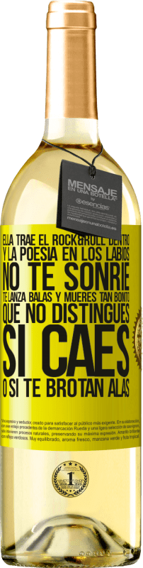 29,95 € Envío gratis | Vino Blanco Edición WHITE Ella trae el Rock&Roll dentro y la poesía en los labios. No te sonríe, te lanza balas, y mueres tan bonito, que no Etiqueta Amarilla. Etiqueta personalizable Vino joven Cosecha 2024 Verdejo