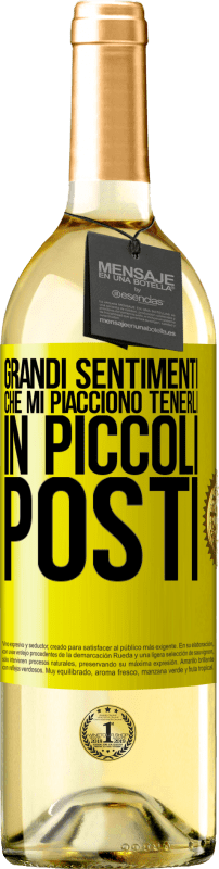 29,95 € Spedizione Gratuita | Vino bianco Edizione WHITE Grandi sentimenti che mi piacciono tenerli in piccoli posti Etichetta Gialla. Etichetta personalizzabile Vino giovane Raccogliere 2024 Verdejo