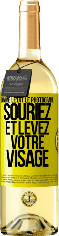 29,95 € Envoi gratuit | Vin blanc Édition WHITE Comme le dit le photographe, souriez et levez votre visage Étiquette Jaune. Étiquette personnalisable Vin jeune Récolte 2024 Verdejo