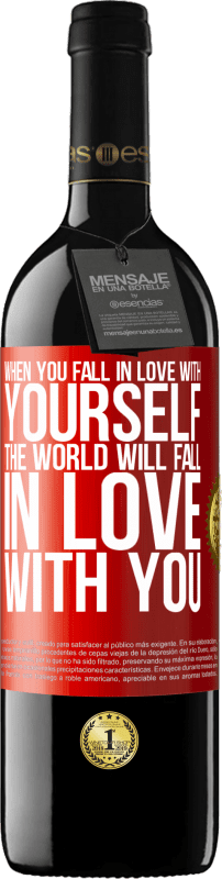 39,95 € Free Shipping | Red Wine RED Edition MBE Reserve When you fall in love with yourself, the world will fall in love with you Red Label. Customizable label Reserve 12 Months Harvest 2015 Tempranillo