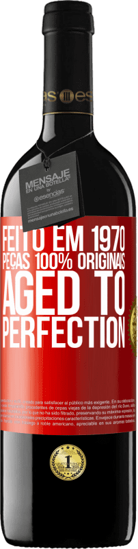 39,95 € Envio grátis | Vinho tinto Edição RED MBE Reserva Feito em 1970, peças 100% originais. Aged to perfection Etiqueta Vermelha. Etiqueta personalizável Reserva 12 Meses Colheita 2014 Tempranillo