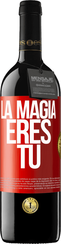 39,95 € Envío gratis | Vino Tinto Edición RED MBE Reserva La magia eres tú Etiqueta Roja. Etiqueta personalizable Reserva 12 Meses Cosecha 2014 Tempranillo
