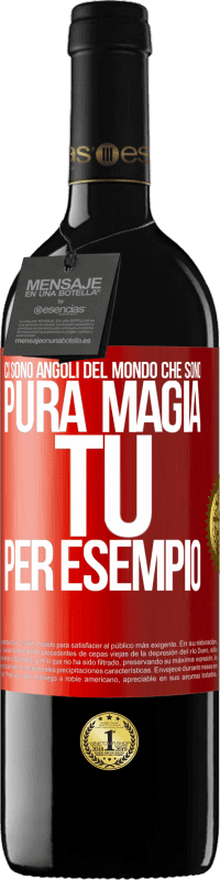 39,95 € Spedizione Gratuita | Vino rosso Edizione RED MBE Riserva Ci sono angoli del mondo che sono pura magia. Tu per esempio Etichetta Rossa. Etichetta personalizzabile Riserva 12 Mesi Raccogliere 2016 Tempranillo