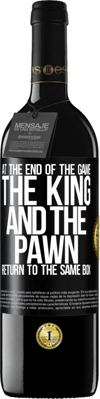 39,95 € 送料無料 | 赤ワイン REDエディション MBE 予約する ゲームの終わりに、キングとポーンは同じボックスに戻ります ブラックラベル. カスタマイズ可能なラベル 予約する 12 月 収穫 2014 Tempranillo