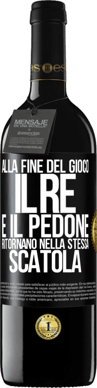 39,95 € Spedizione Gratuita | Vino rosso Edizione RED MBE Riserva Alla fine del gioco, il re e il pedone ritornano nella stessa scatola Etichetta Nera. Etichetta personalizzabile Riserva 12 Mesi Raccogliere 2015 Tempranillo