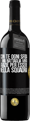 39,95 € Spedizione Gratuita | Vino rosso Edizione RED MBE Riserva Con te ogni sfida è una battaglia vinta. Grazie per essere nella squadra! Etichetta Nera. Etichetta personalizzabile Riserva 12 Mesi Raccogliere 2014 Tempranillo