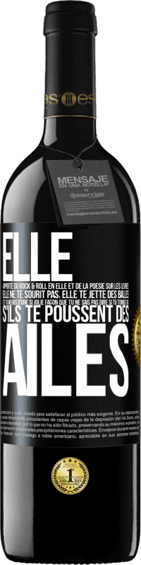 39,95 € Envoi gratuit | Vin rouge Édition RED MBE Réserve Elle apporte du Rock & Roll en elle et de la poésie sur les lèvres. Elle ne te sourit pas, elle te jette des balles et tu meurs Étiquette Noire. Étiquette personnalisable Réserve 12 Mois Récolte 2015 Tempranillo