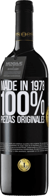 39,95 € Envío gratis | Vino Tinto Edición RED MBE Reserva Made in 1978. 100% piezas originales Etiqueta Negra. Etiqueta personalizable Reserva 12 Meses Cosecha 2015 Tempranillo