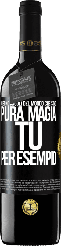 39,95 € Spedizione Gratuita | Vino rosso Edizione RED MBE Riserva Ci sono angoli del mondo che sono pura magia. Tu per esempio Etichetta Nera. Etichetta personalizzabile Riserva 12 Mesi Raccogliere 2015 Tempranillo