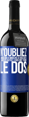 39,95 € Envoi gratuit | Vin rouge Édition RED MBE Réserve N'oubliez jamais qui a marché à vos côtés quand les autres vous ont tourné le dos Étiquette Bleue. Étiquette personnalisable Réserve 12 Mois Récolte 2016 Tempranillo