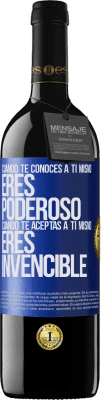 39,95 € Envío gratis | Vino Tinto Edición RED MBE Reserva Cuando te conoces a ti mismo, eres poderoso. Cuando te aceptas a ti mismo, eres invencible Etiqueta Azul. Etiqueta personalizable Reserva 12 Meses Cosecha 2014 Tempranillo