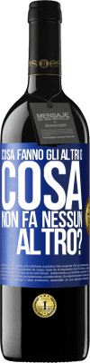 39,95 € Spedizione Gratuita | Vino rosso Edizione RED MBE Riserva Cosa fanno gli altri o cosa non fa nessun altro? Etichetta Blu. Etichetta personalizzabile Riserva 12 Mesi Raccogliere 2016 Tempranillo